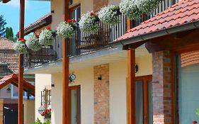 Ama Guest House